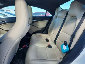 Mercedes-Benz CLA 250 4MATIC Coupe | PANO | AMBIENT | KEYLESS, снимка 11