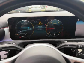 Mercedes-Benz A 220 4MATIC * AMG PACK* ДИСТРОНИК* 360 КАМЕРА* АЛКАНТАР, снимка 8