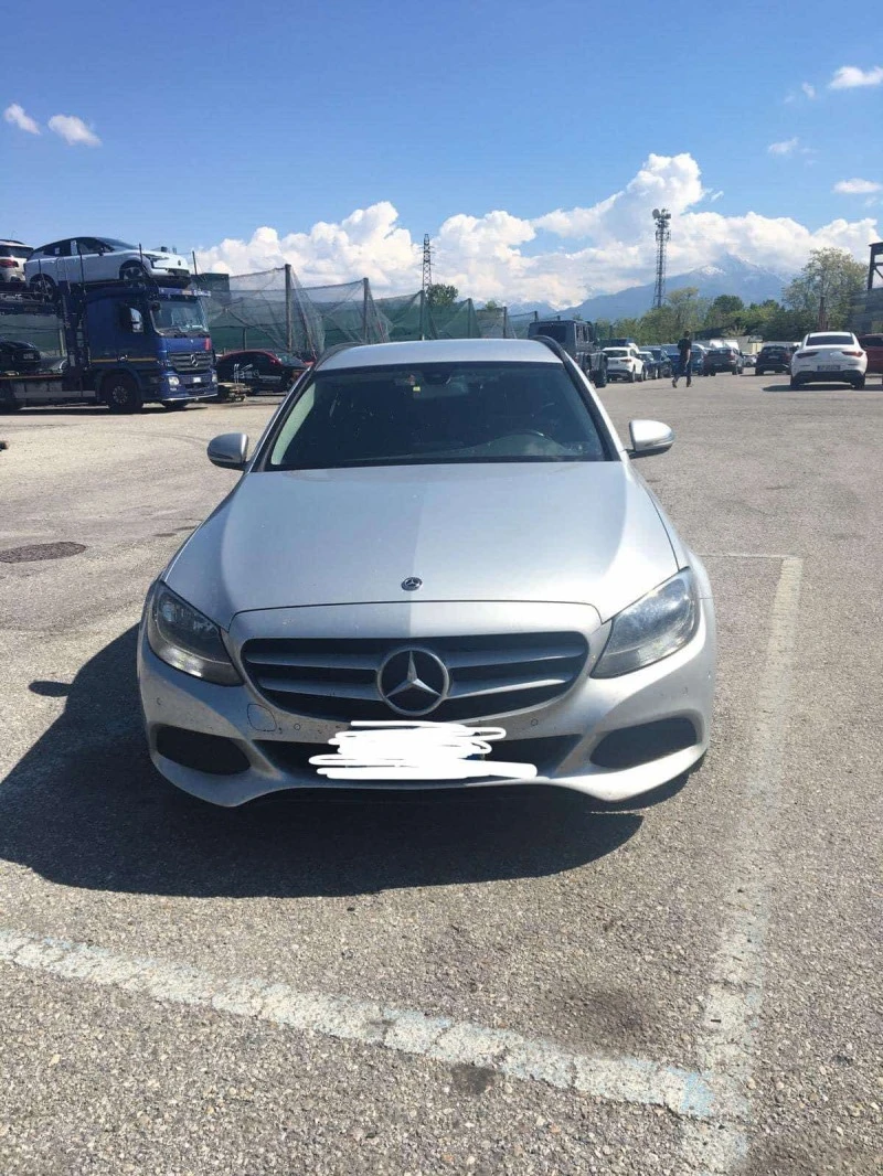 Mercedes-Benz E 220, снимка 2 - Автомобили и джипове - 48583577