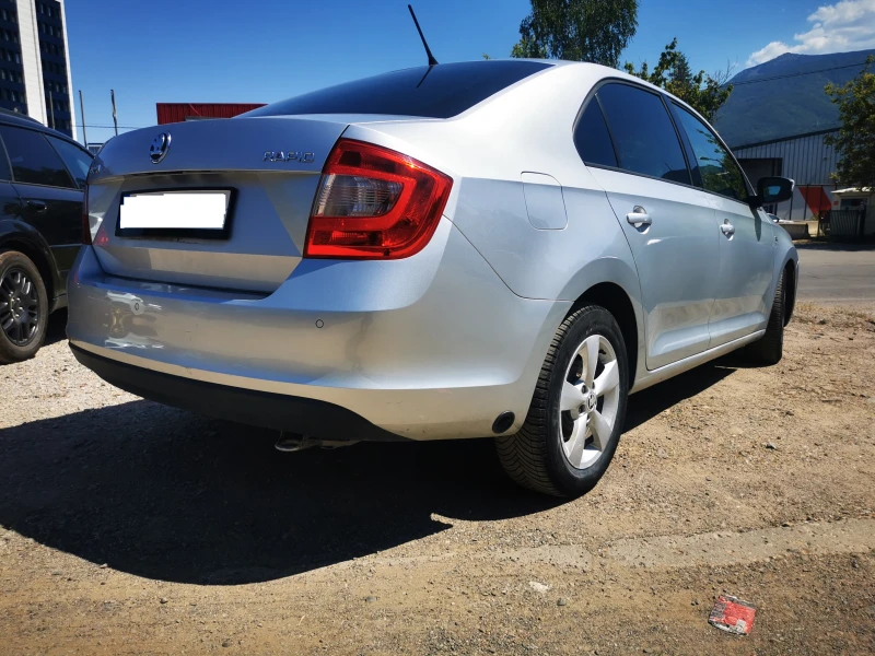 Skoda Rapid 1.2 MPI LPG OT BG, снимка 4 - Автомобили и джипове - 48103945