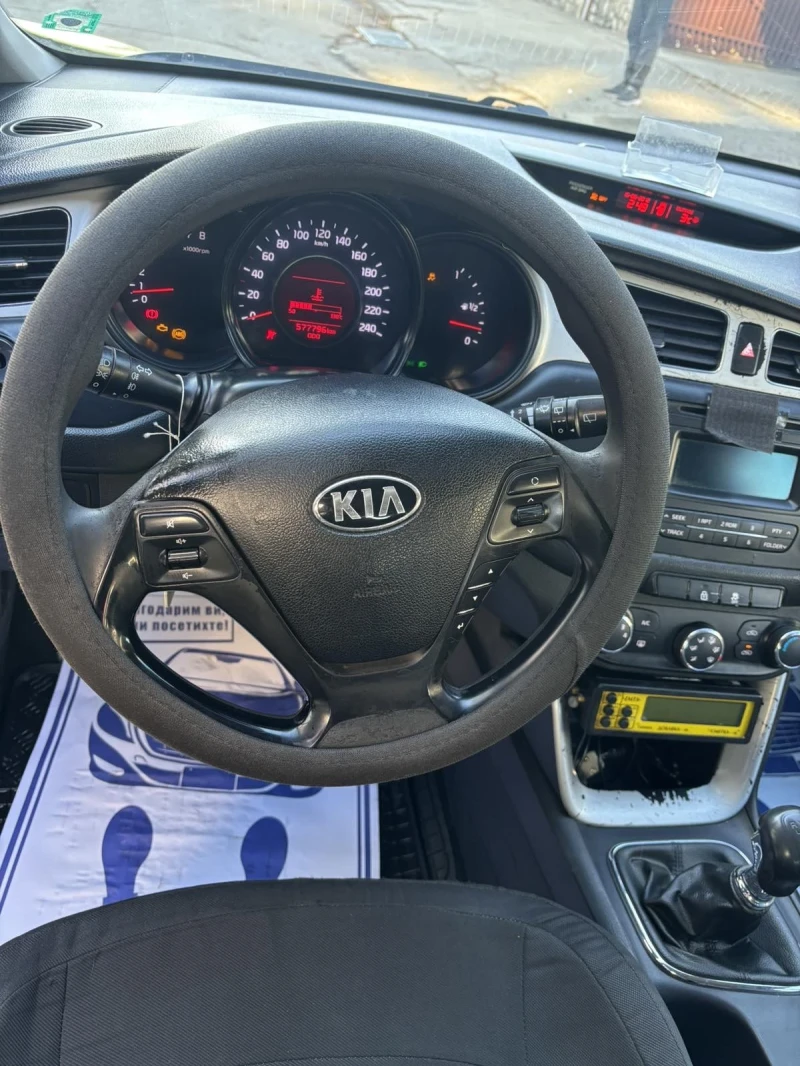 Kia Ceed 1, 4 100кс Газ , снимка 8 - Автомобили и джипове - 48112660