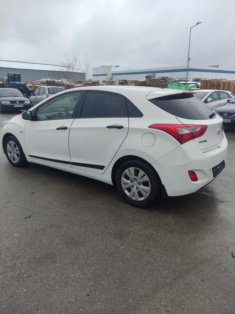 Hyundai I30 1.4 6ск, снимка 3 - Автомобили и джипове - 49551656