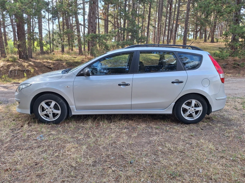 Hyundai I30 CW, снимка 8 - Автомобили и джипове - 52467431