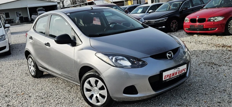 Mazda 2 1.4i* 2009г, снимка 2 - Автомобили и джипове - 52633273