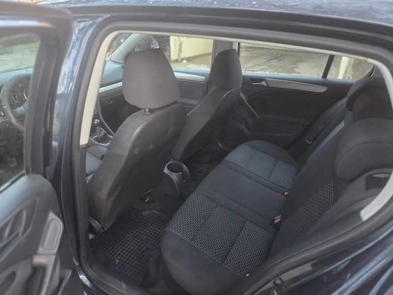 VW Golf Golf, снимка 8 - Автомобили и джипове - 52943638