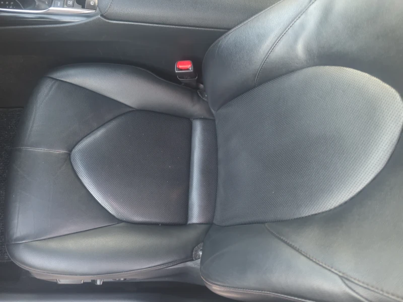 Toyota Camry 2.5.Hibrid feisa koja.navi, снимка 15 - Автомобили и джипове - 53168464