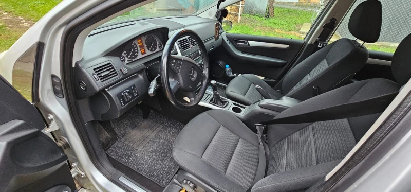 Mercedes-Benz B 150, снимка 6 - Автомобили и джипове - 53286830