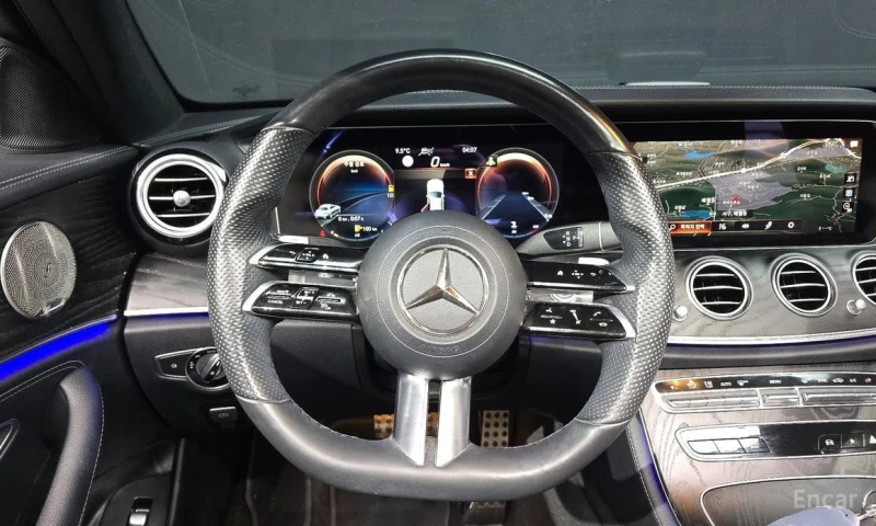 Mercedes-Benz E 220, снимка 13 - Автомобили и джипове - 53352894