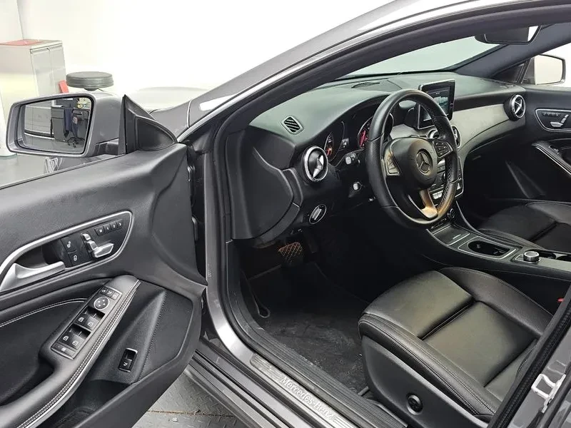 Mercedes-Benz CLA 250  4Matic, снимка 10 - Автомобили и джипове - 55920720