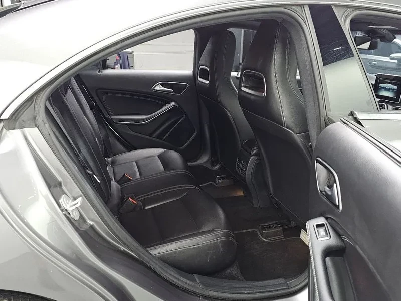 Mercedes-Benz CLA 250  4Matic, снимка 12 - Автомобили и джипове - 55920720