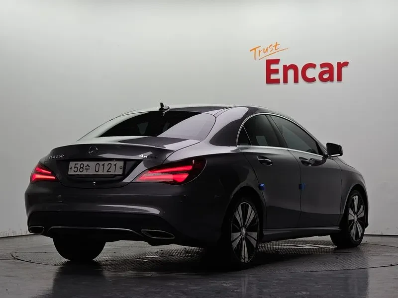 Mercedes-Benz CLA 250  4Matic, снимка 2 - Автомобили и джипове - 55920720