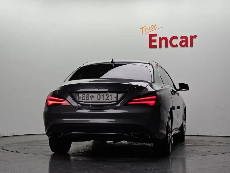 Mercedes-Benz CLA 250  4Matic, снимка 4 - Автомобили и джипове - 55920720