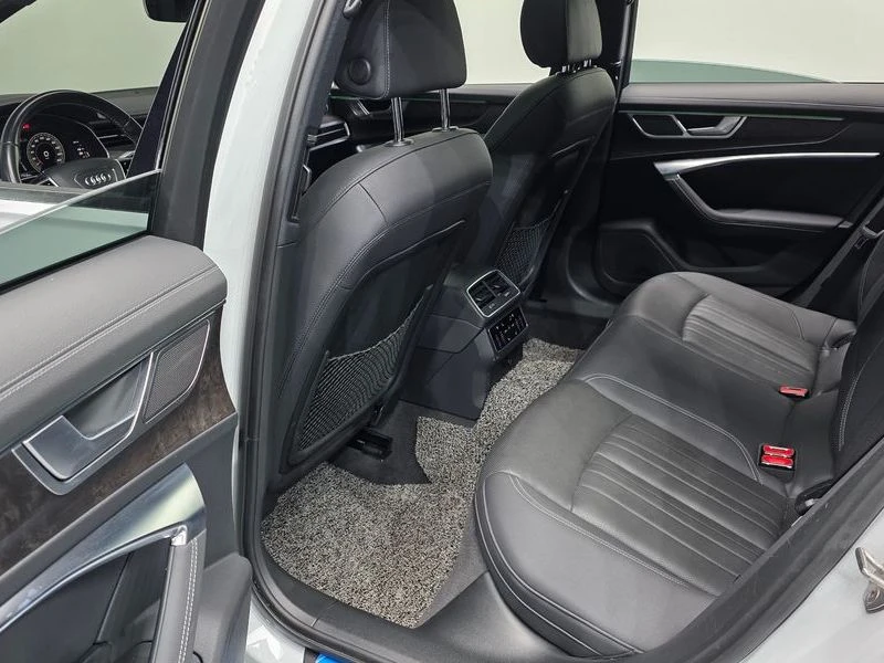 Audi A6 3.0 Automatic, снимка 12 - Автомобили и джипове - 55960312