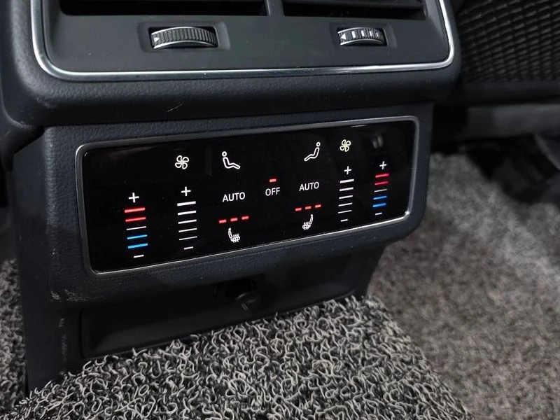 Audi A6 3.0 Automatic, снимка 17 - Автомобили и джипове - 55960312