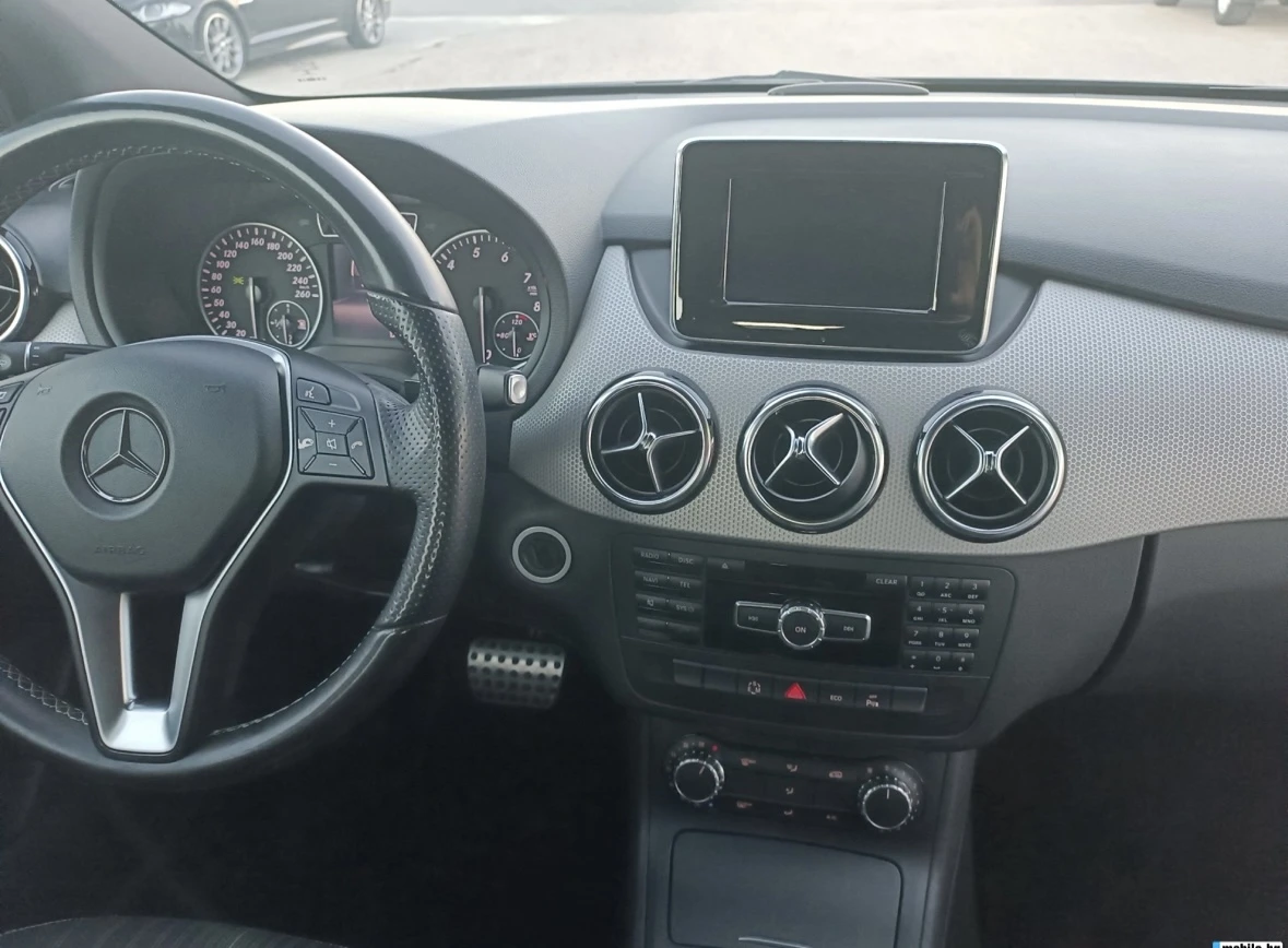 Mercedes-Benz B 200 Метан Панорама Sport packet Без аналог на модела.  - изображение 5