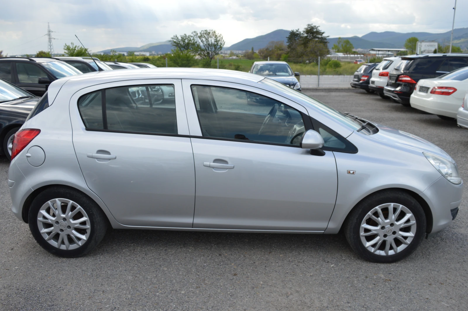 Opel Corsa 1.2LPG-KLIMA - изображение 4