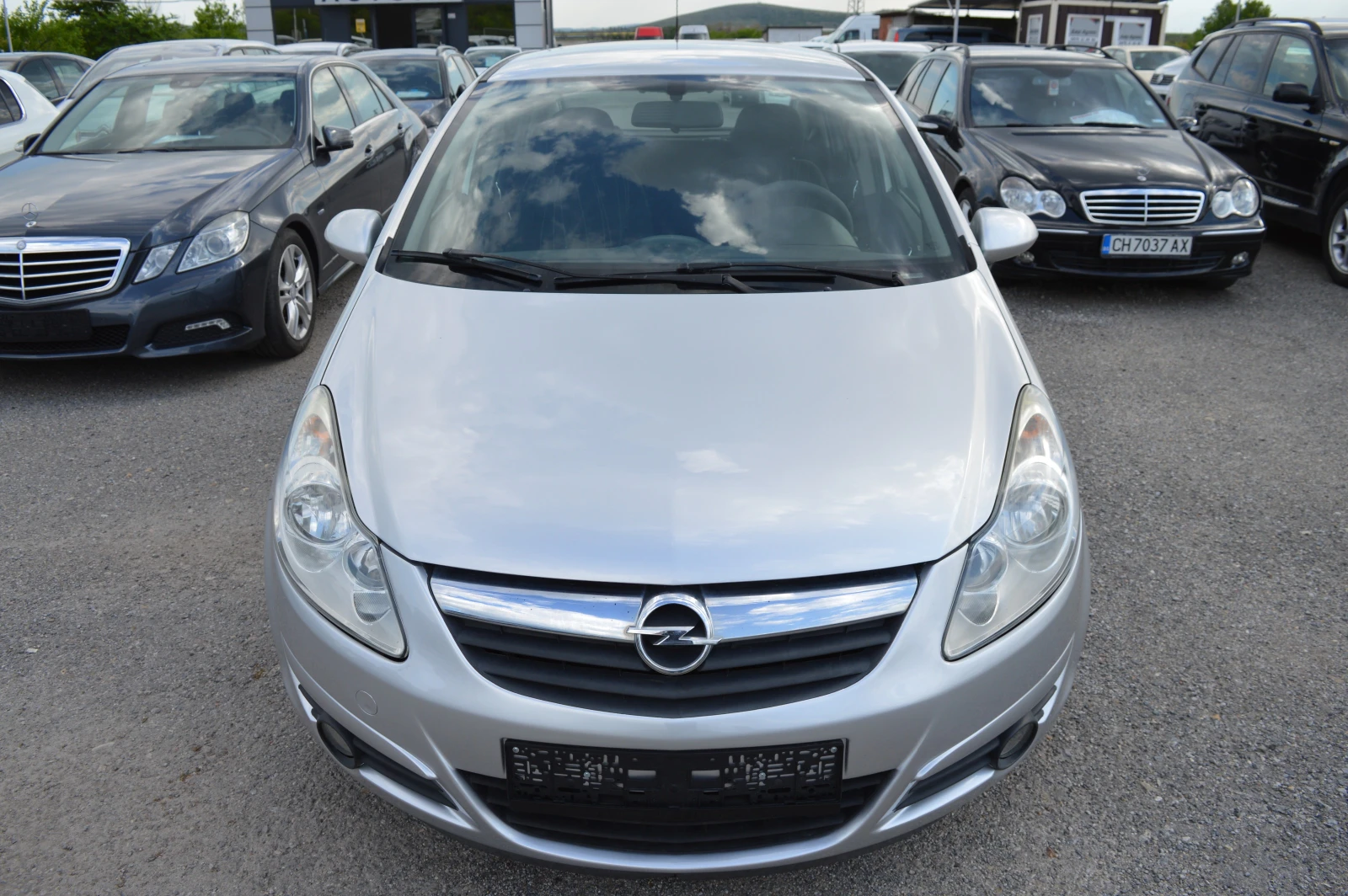 Opel Corsa 1.2LPG-KLIMA - изображение 2