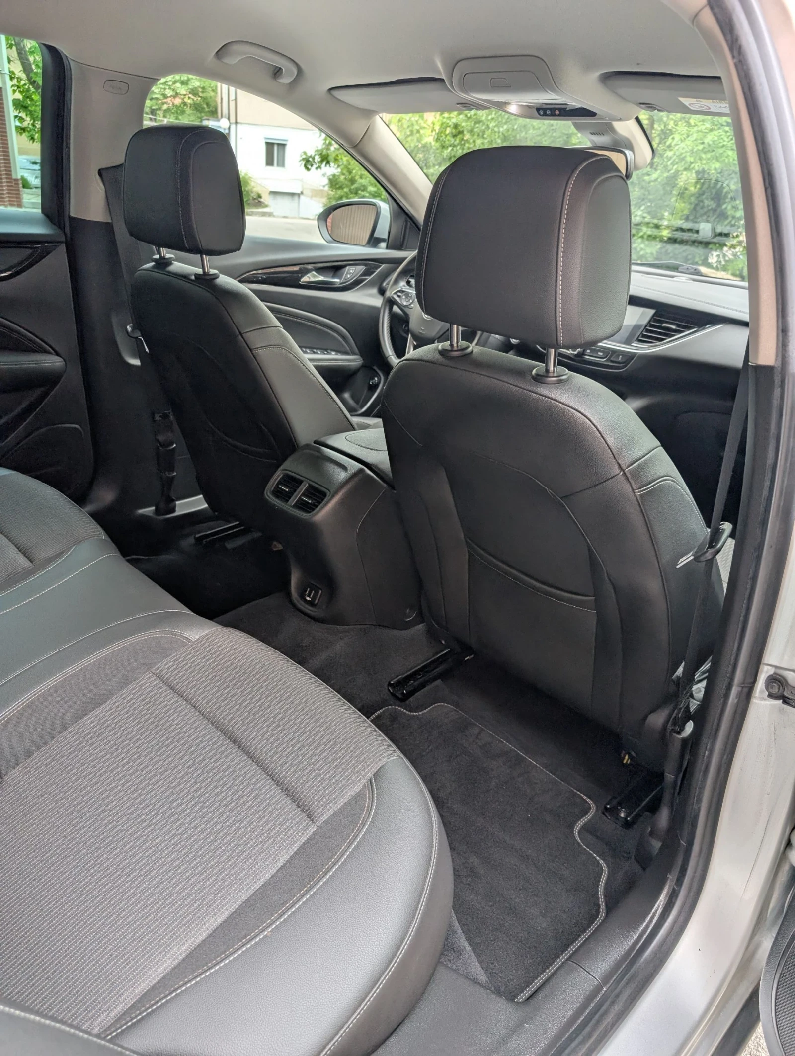 Opel Insignia 2.0 CDTI - изображение 8