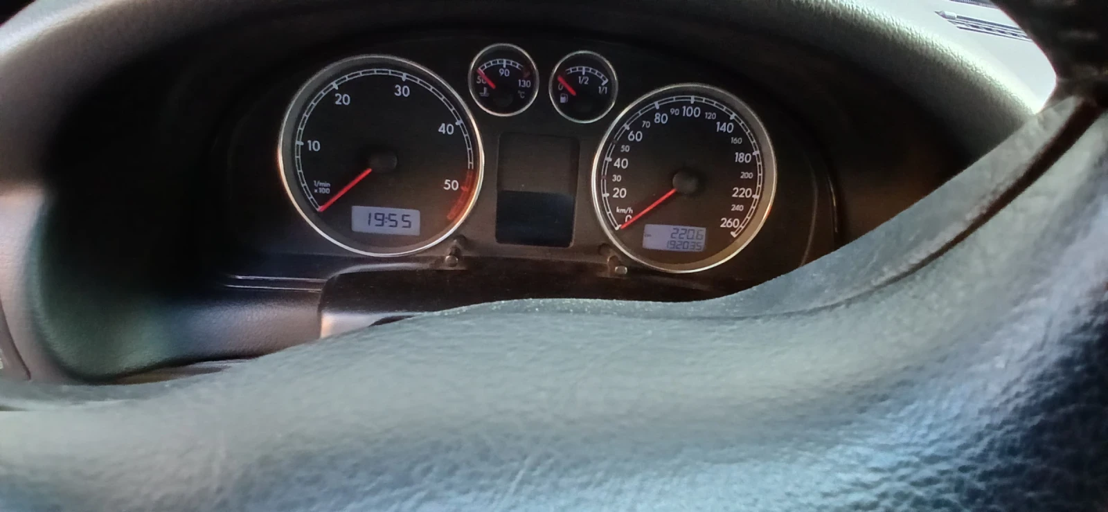 VW Passat 1.9 TDI | Mobile.bg — изображение 11