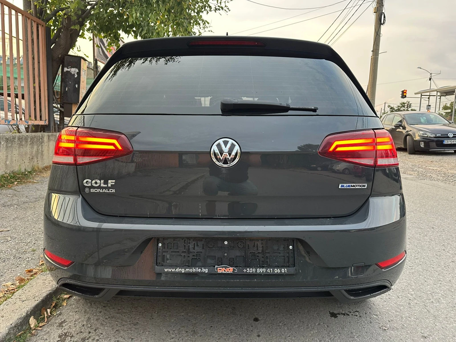 VW Golf 1, 500CNG EURO6B / BLUEMOTION - изображение 6