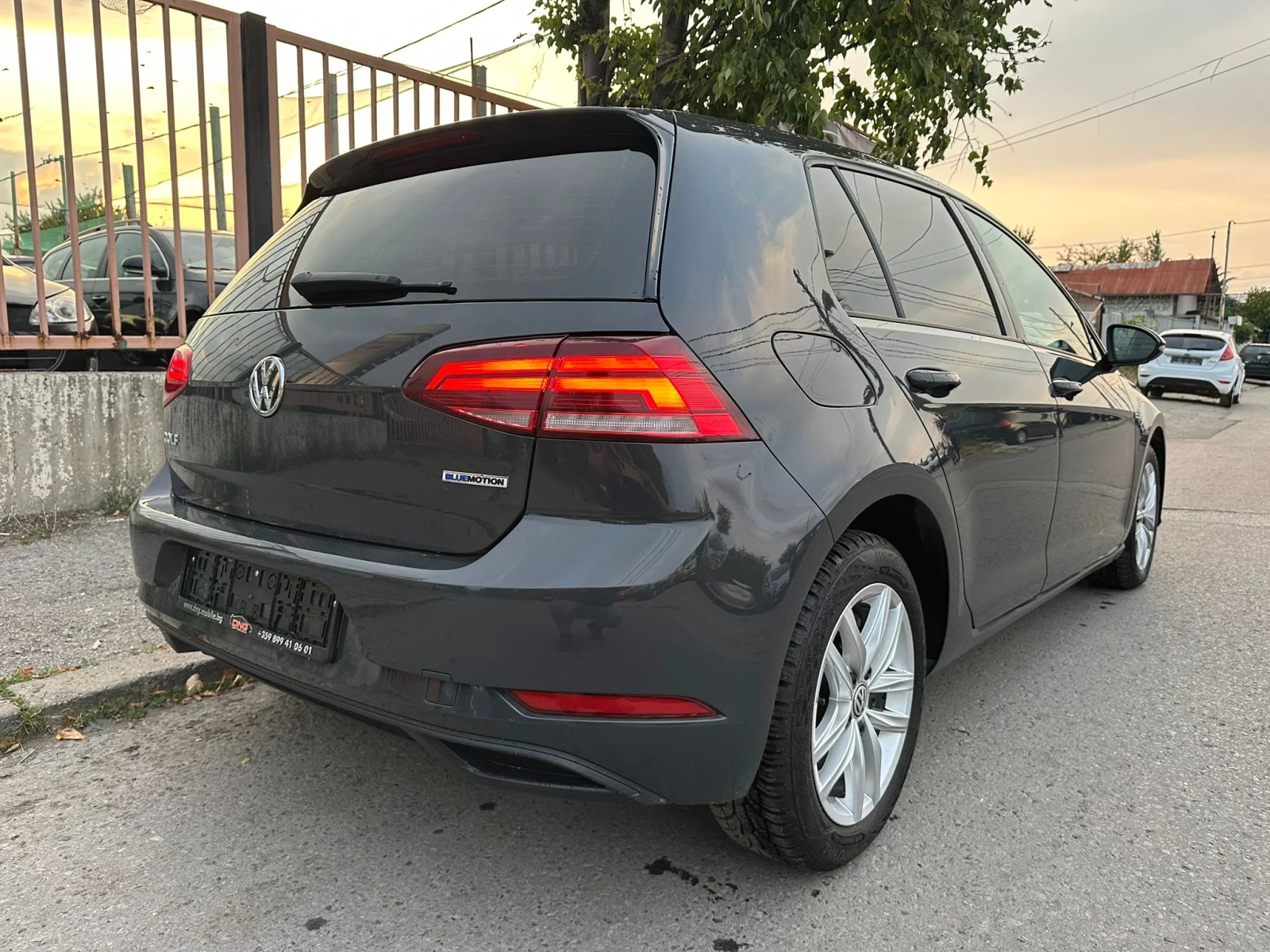 VW Golf 1, 500CNG EURO6B / BLUEMOTION - изображение 7