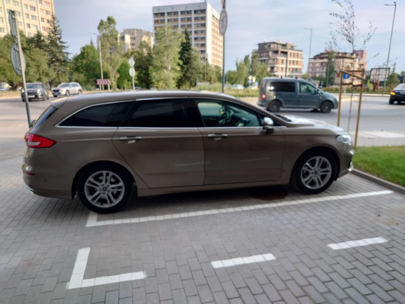 Ford Mondeo Titanium  - изображение 5