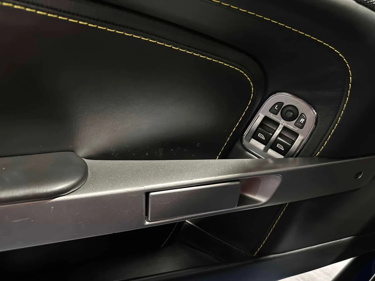 Aston Martin V8 Vantage * 2dr Cpe * 2 �����* �������* KEYLESS*  | Mobile.bg � ����������� 12