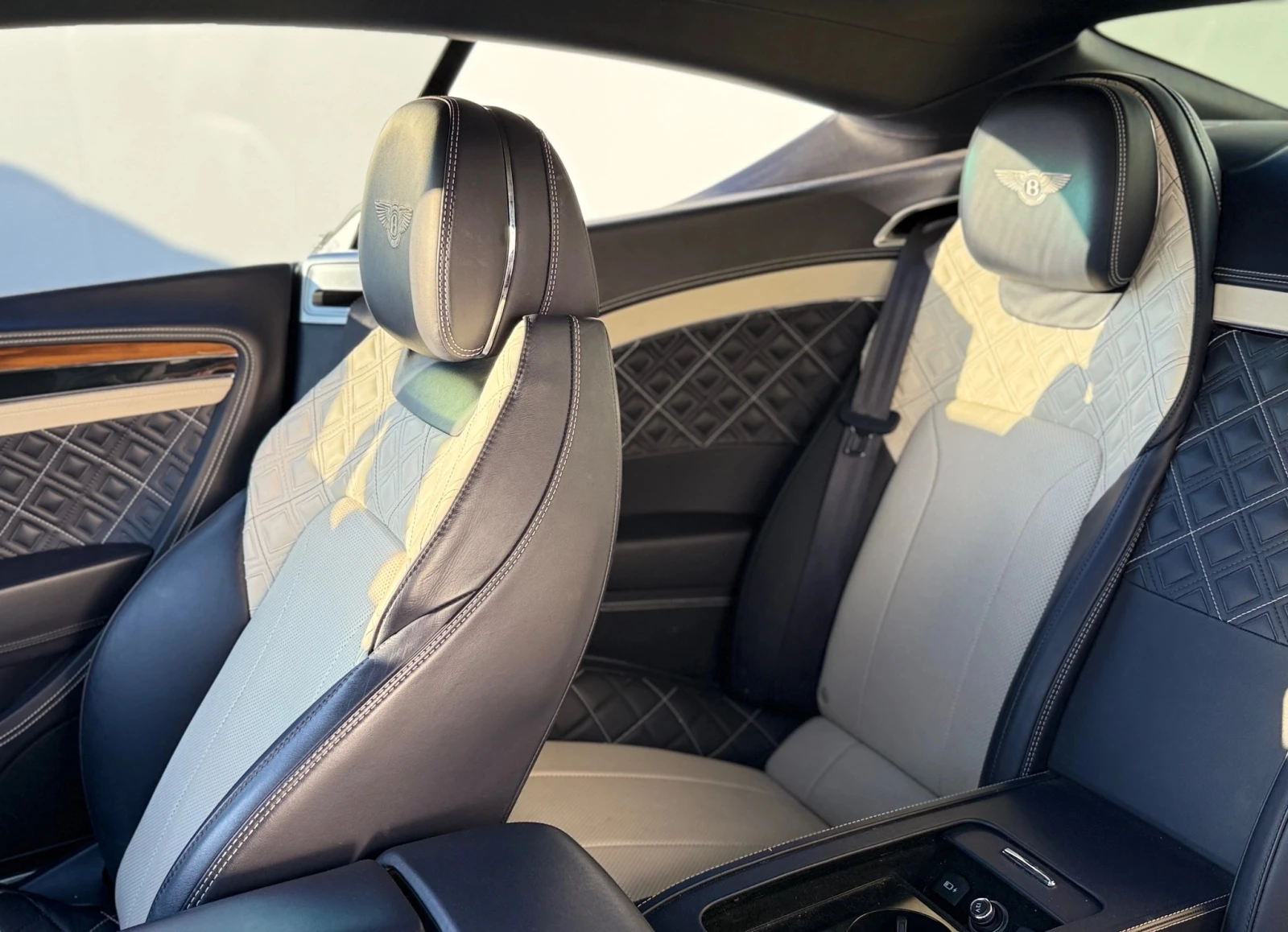 Bentley Continental gt W12 , снимка 12 - Автомобили и джипове - 53786249