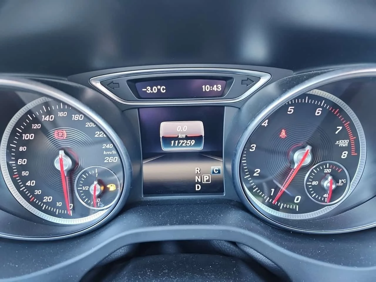 Mercedes-Benz CLA 250 4MATIC Coupe | PANO | AMBIENT | KEYLESS, снимка 9 - Автомобили и джипове - 53824892