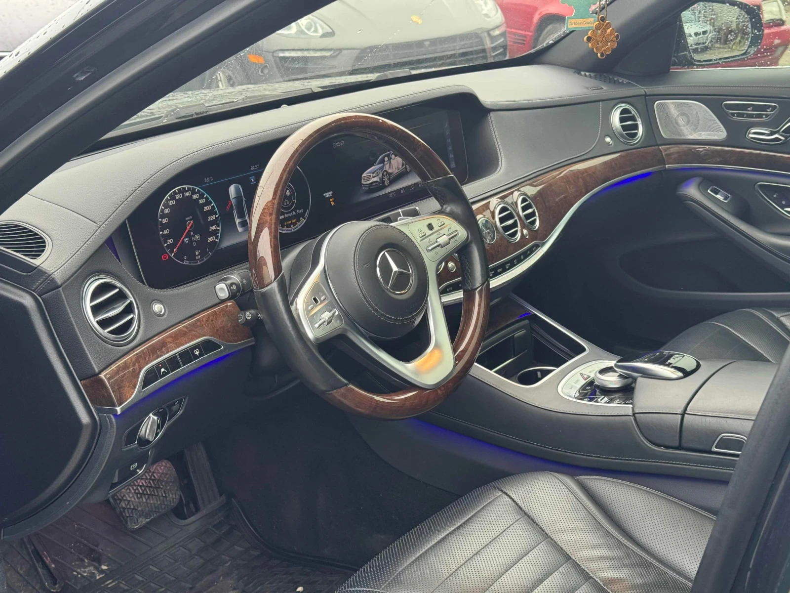 Mercedes-Benz S 560 ОБДУХВАНЕ * ЛЕГЛО * ЦЕНА ДО БГ * CAR FAX, снимка 6 - Автомобили и джипове - 54073104