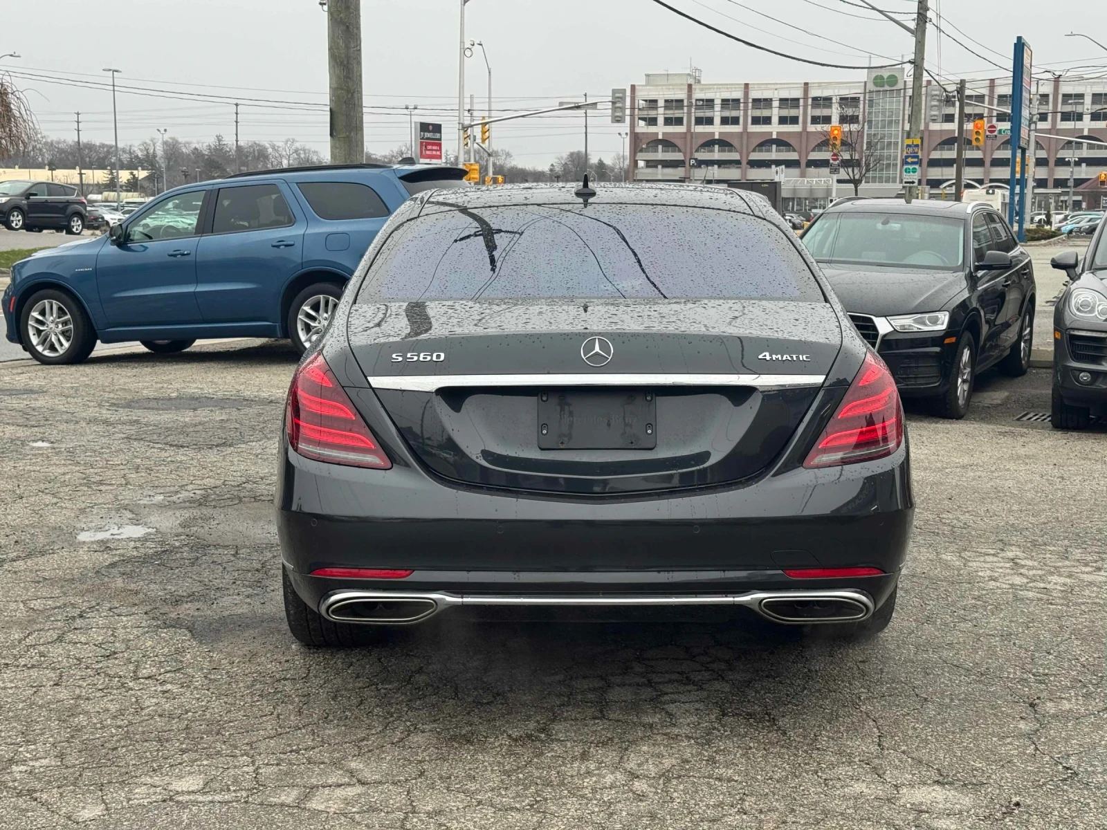 Mercedes-Benz S 560 ОБДУХВАНЕ * ЛЕГЛО * ЦЕНА ДО БГ * CAR FAX, снимка 4 - Автомобили и джипове - 54073104