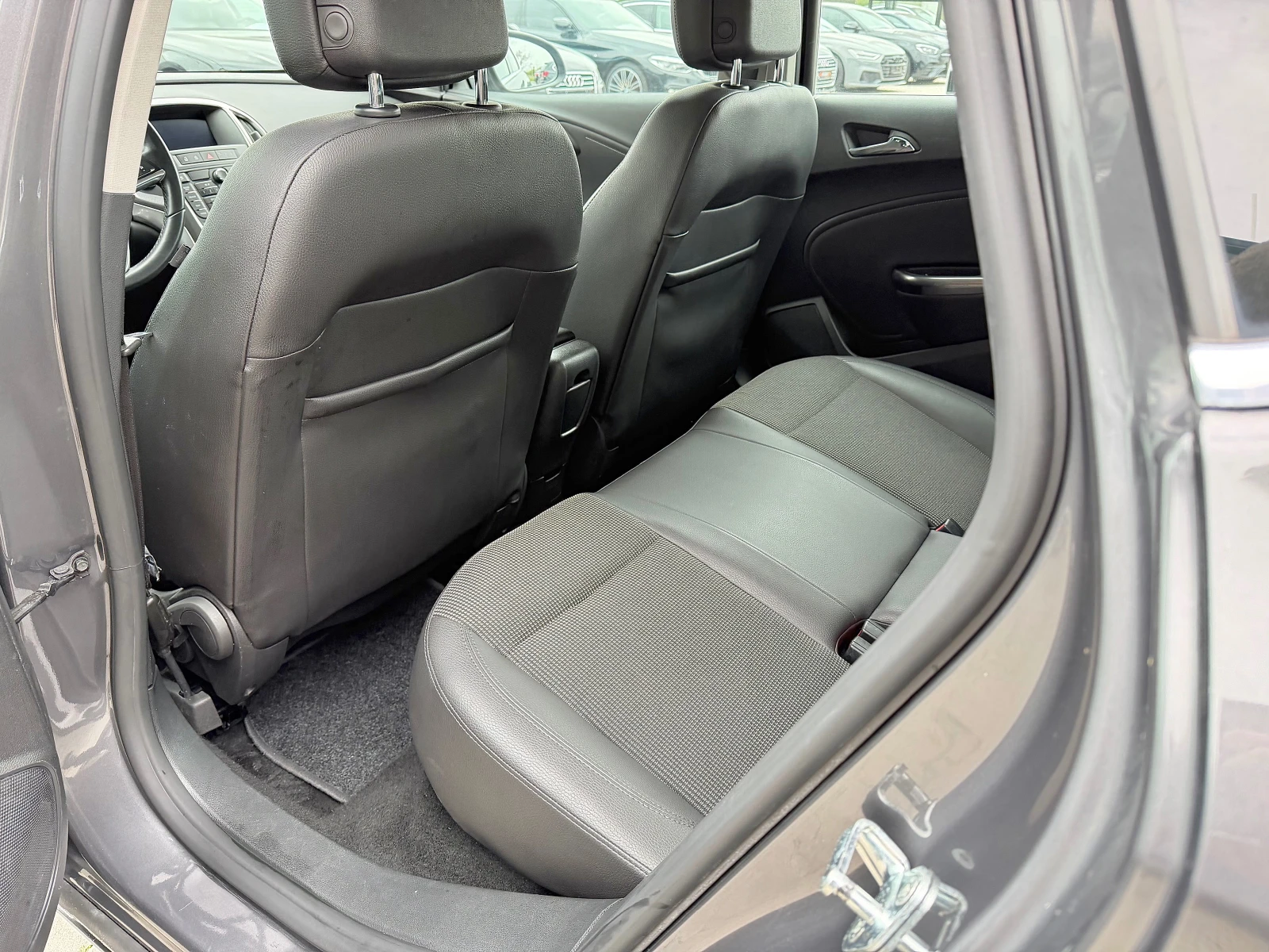 Opel Astra 1.7CDTi Cosmo ����/��������� | Mobile.bg � ����������� 13