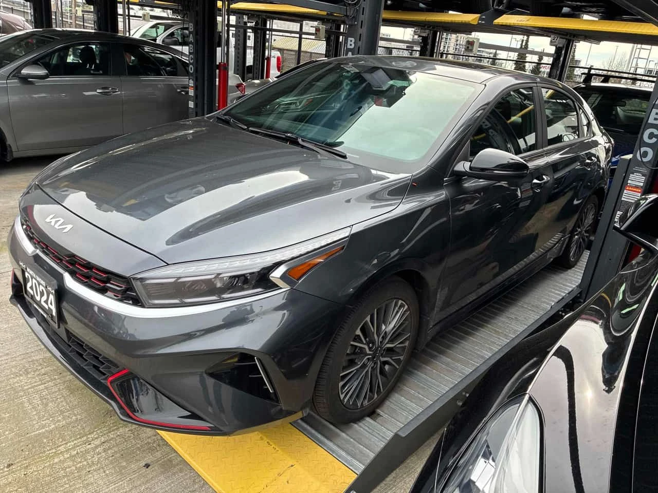 Kia Forte  GT Line / ДИСТРОНИК / КАМЕРА , снимка 2 - Автомобили и джипове - 54127156