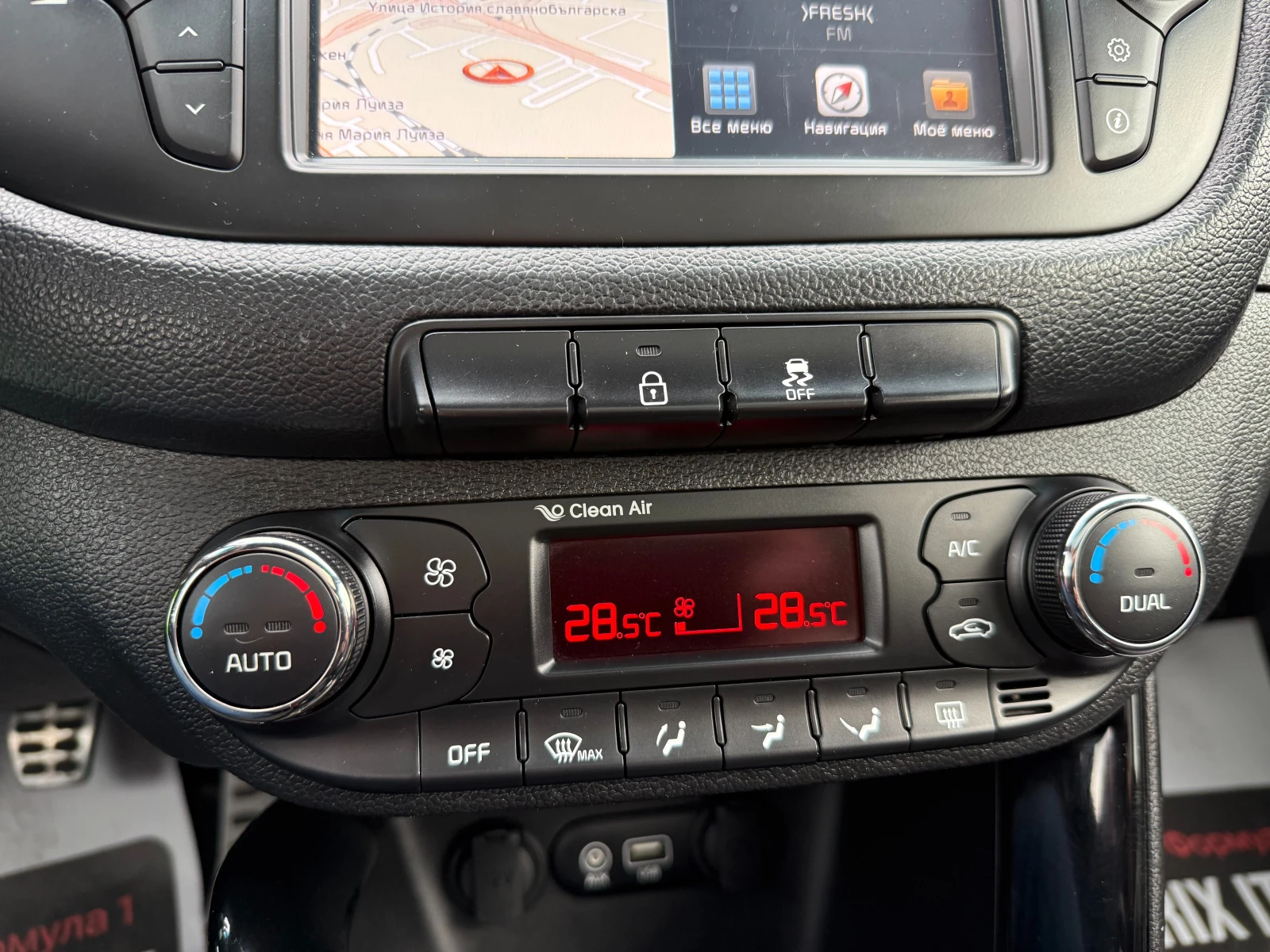 Kia Ceed 1.6 CRDi GT Line, снимка 14 - Автомобили и джипове - 54203002