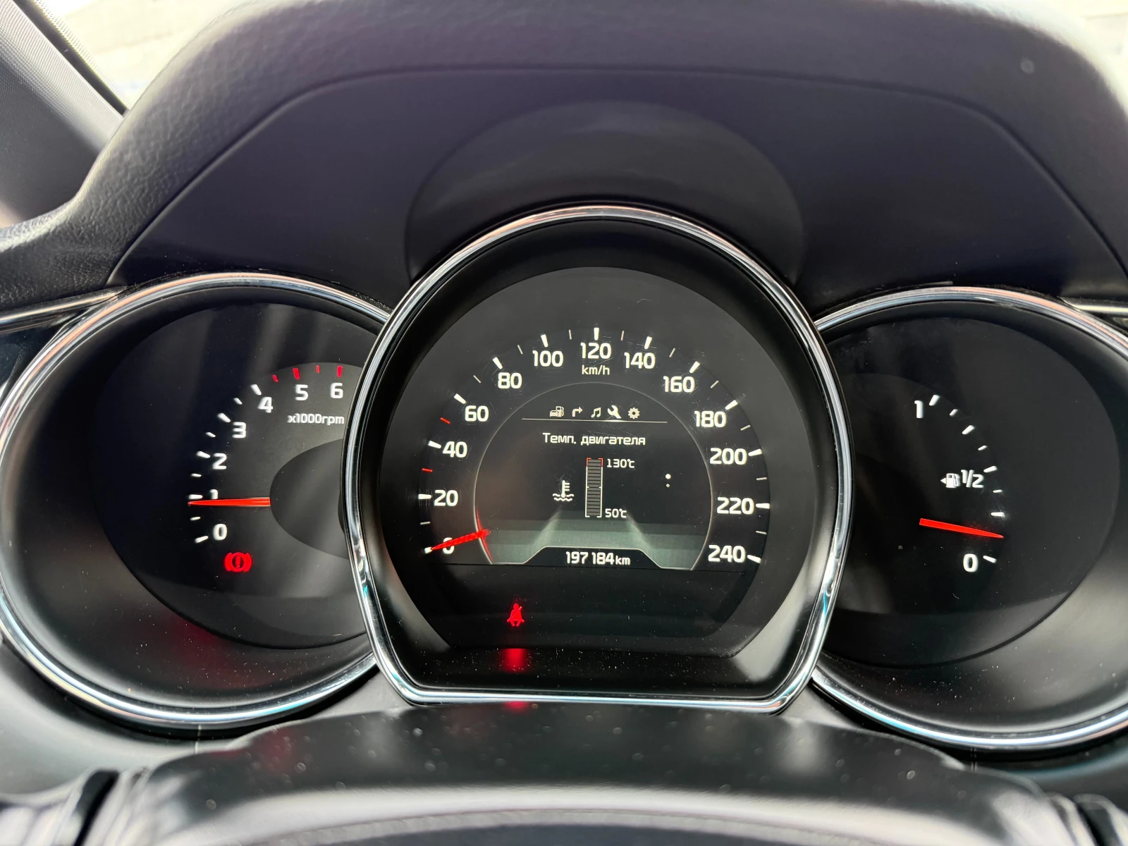 Kia Ceed 1.6 CRDi GT Line, снимка 16 - Автомобили и джипове - 54203002