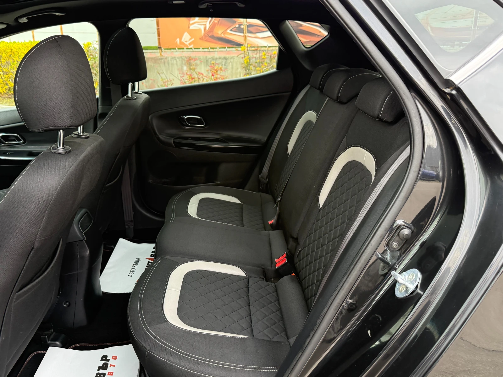 Kia Ceed 1.6 CRDi GT Line, снимка 9 - Автомобили и джипове - 54203002