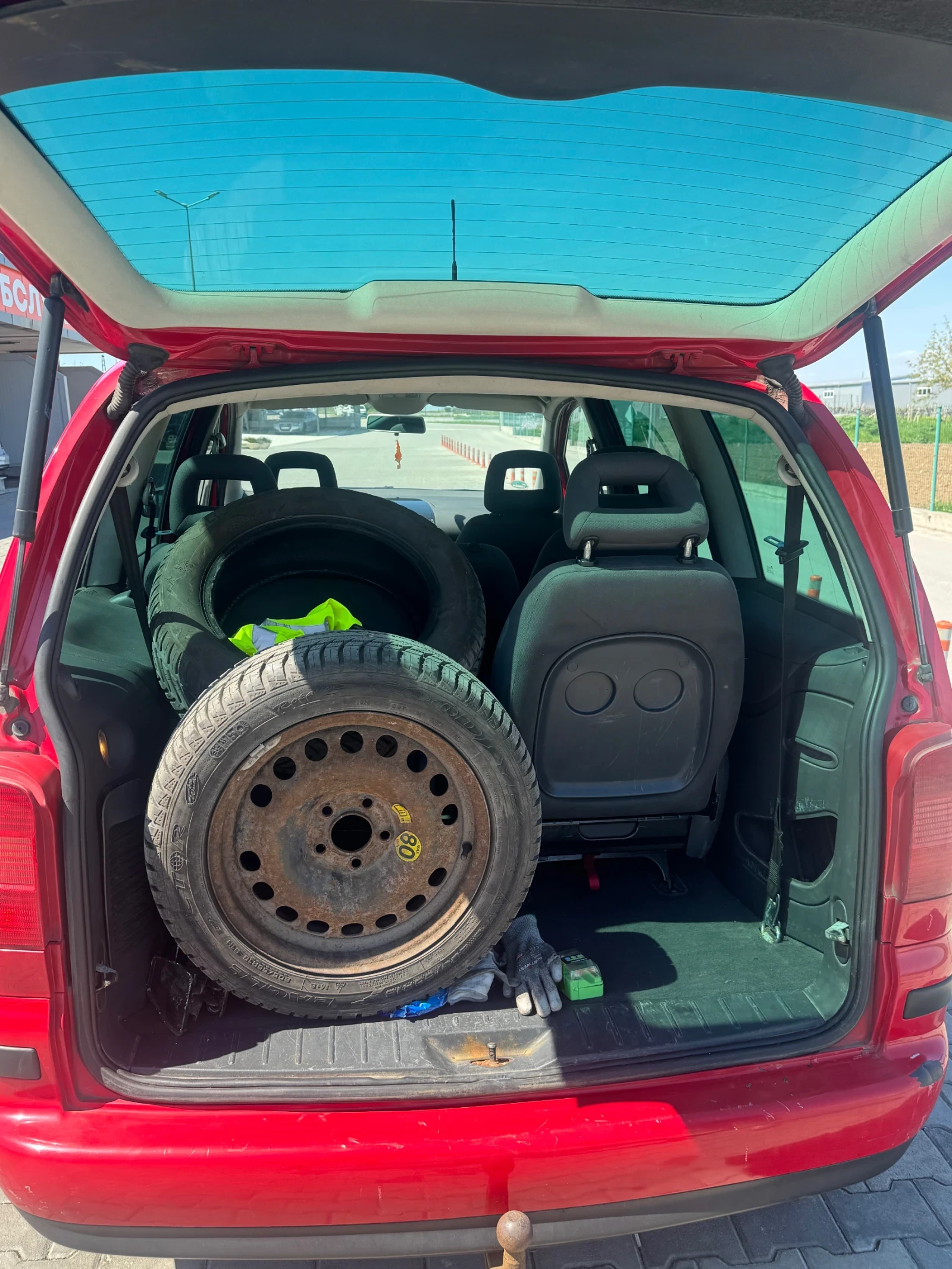 VW Sharan, снимка 4 - Автомобили и джипове - 54311308