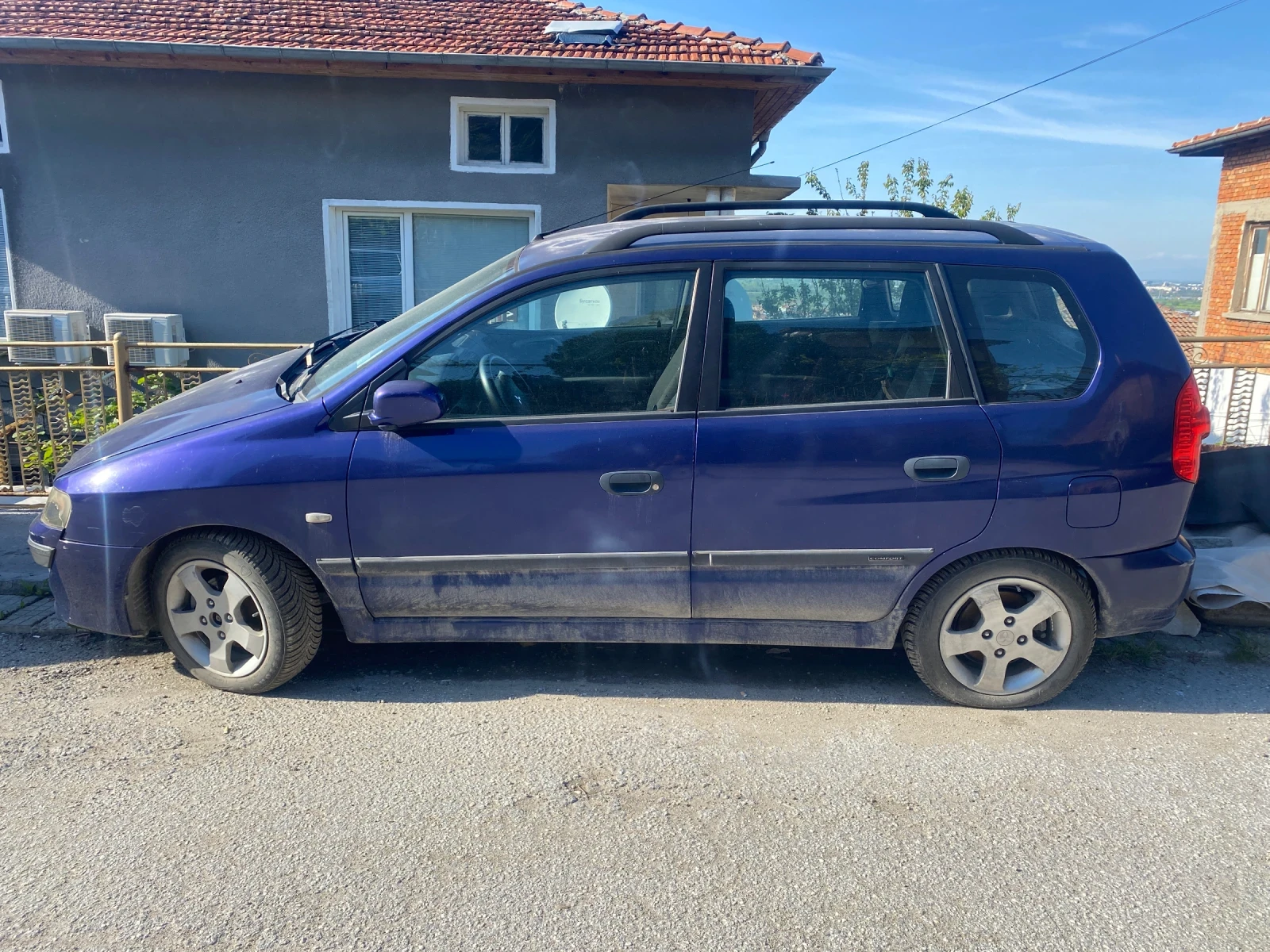 Mitsubishi Space star, снимка 2 - Автомобили и джипове - 54328869