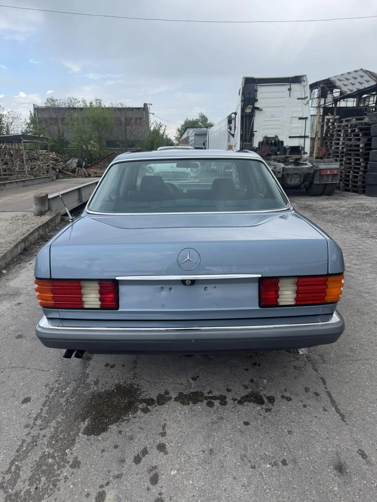 Mercedes-Benz 126-260, снимка 3 - Автомобили и джипове - 54358958
