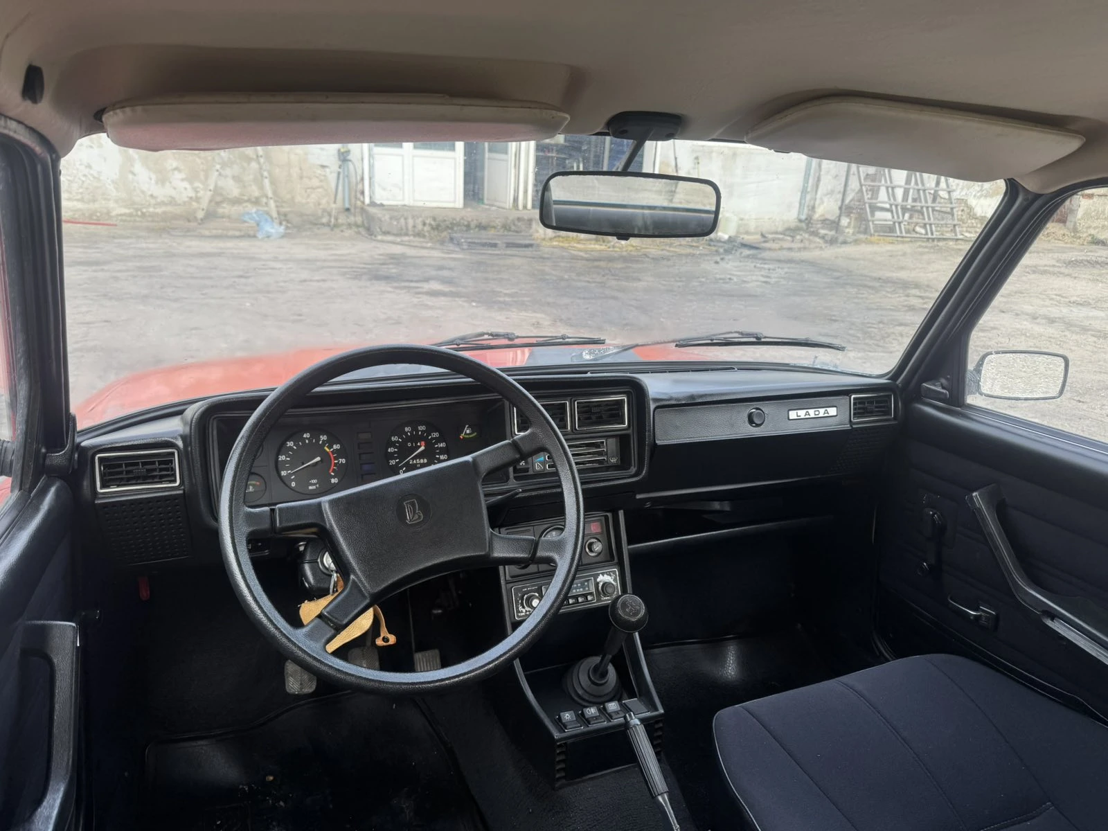 Lada 2107, снимка 5 - Автомобили и джипове - 54358958