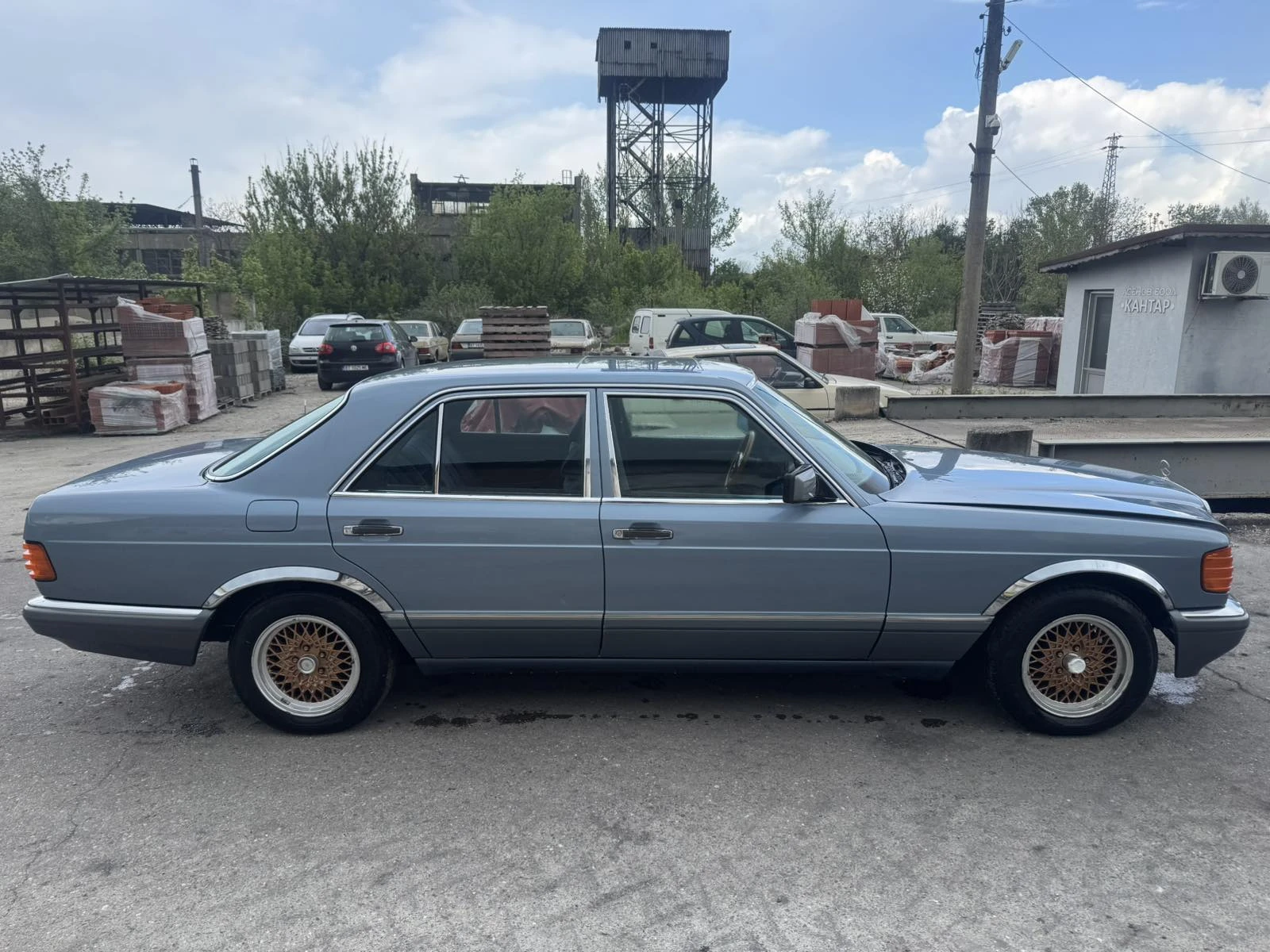 Mercedes-Benz 126-260, снимка 4 - Автомобили и джипове - 54358958