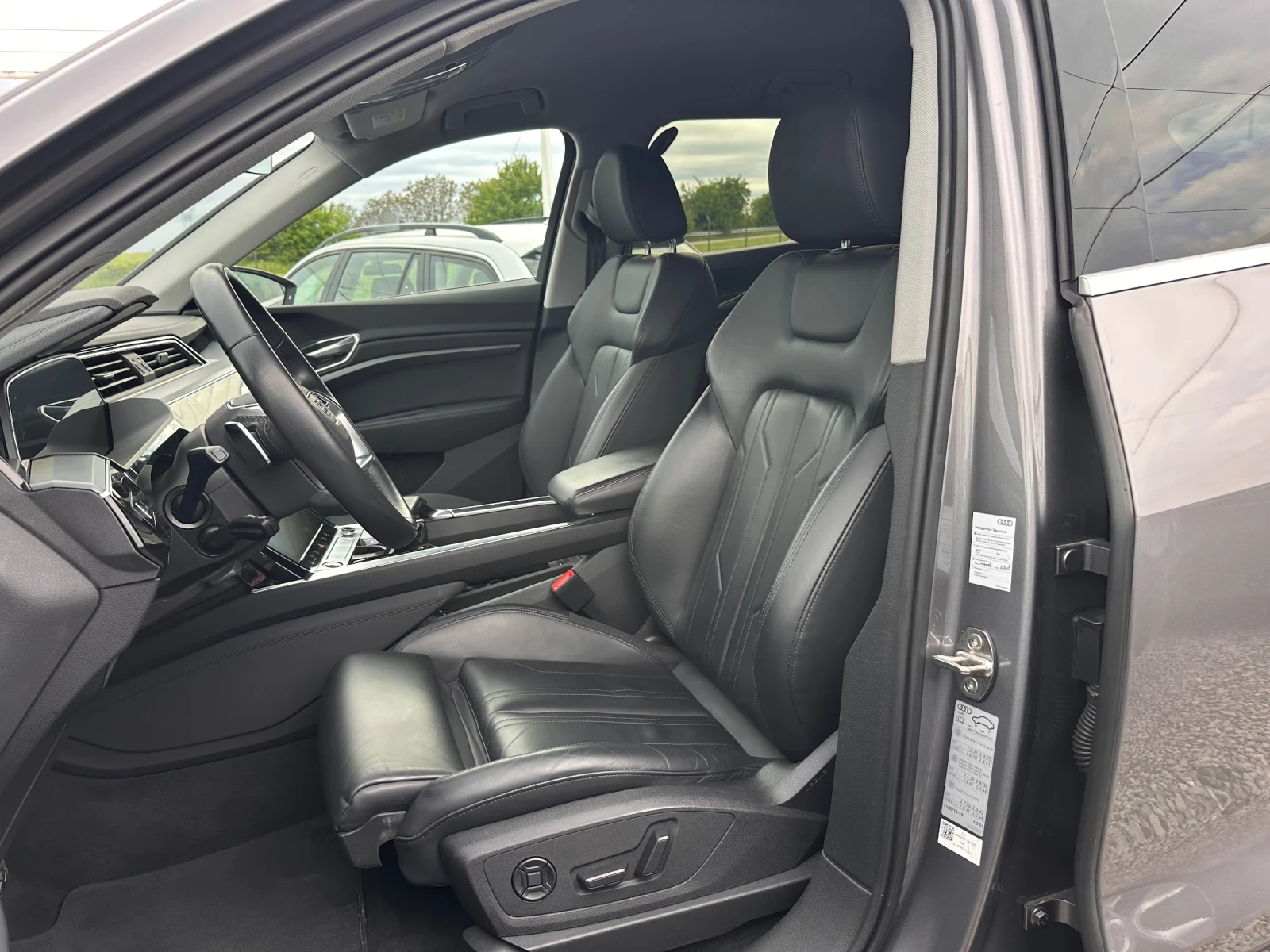 Audi E-Tron 55 408ks 95kw , снимка 12 - Автомобили и джипове - 54639264