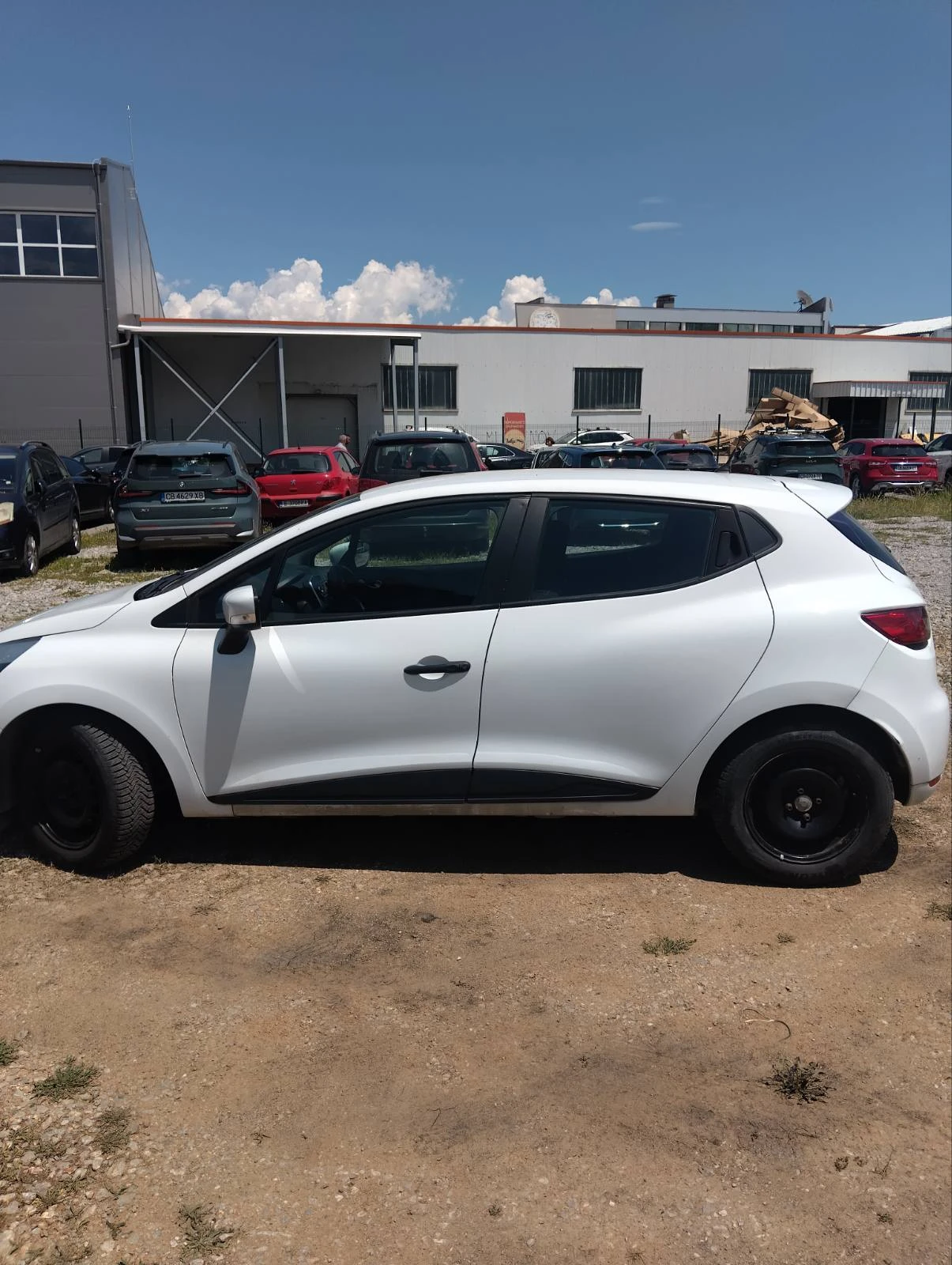 Renault Clio 1.5Dci, снимка 6 - Автомобили и джипове - 54861862