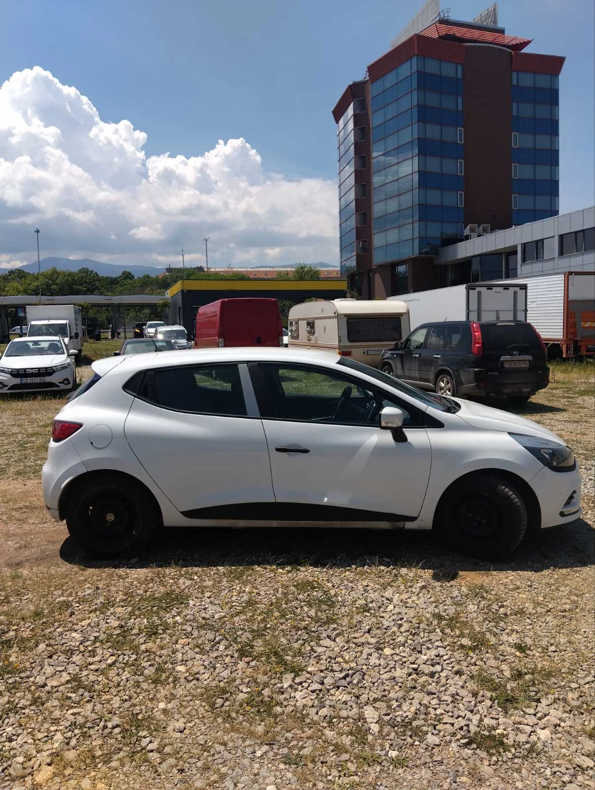 Renault Clio 1.5Dci, снимка 5 - Автомобили и джипове - 54861862