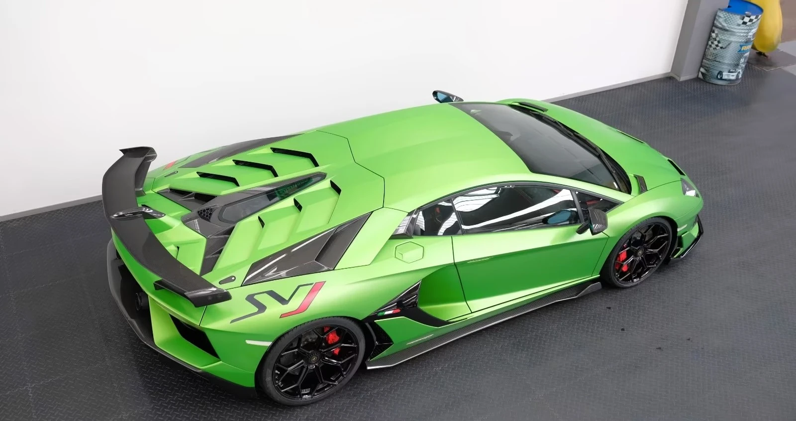 Lamborghini Aventador SVJ / CARBON / CERAMIC / LIFT / SENSONUM / | Mobile.bg � ����������� 6