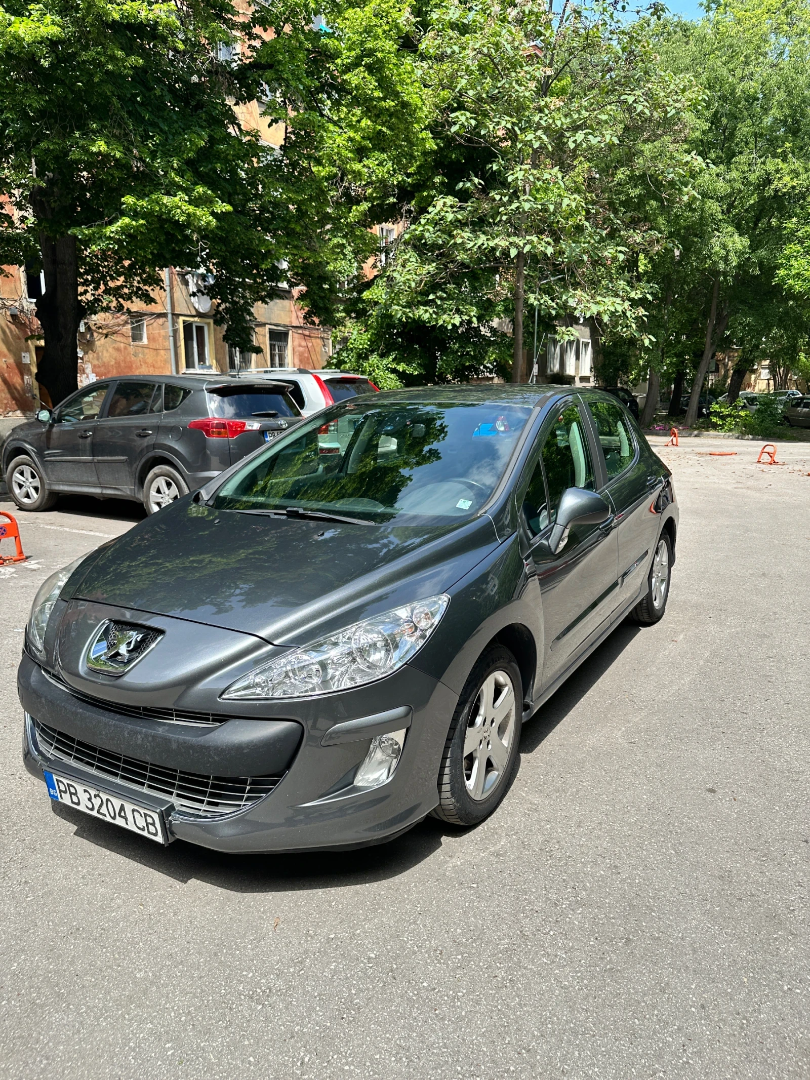 Peugeot 308 1.6 HDI, снимка 2 - Автомобили и джипове - 55316339