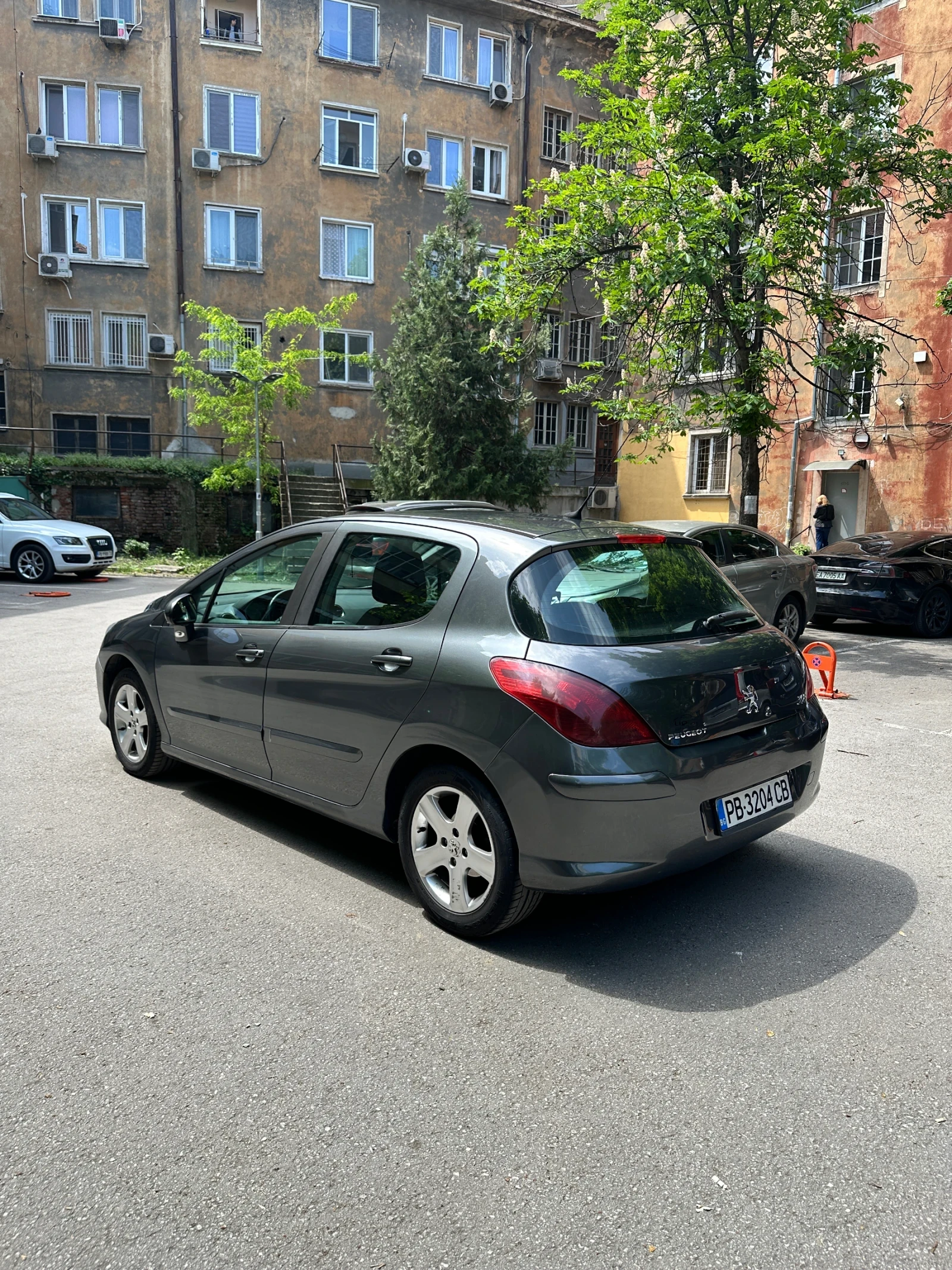 Peugeot 308 1.6 HDI, снимка 7 - Автомобили и джипове - 55316339