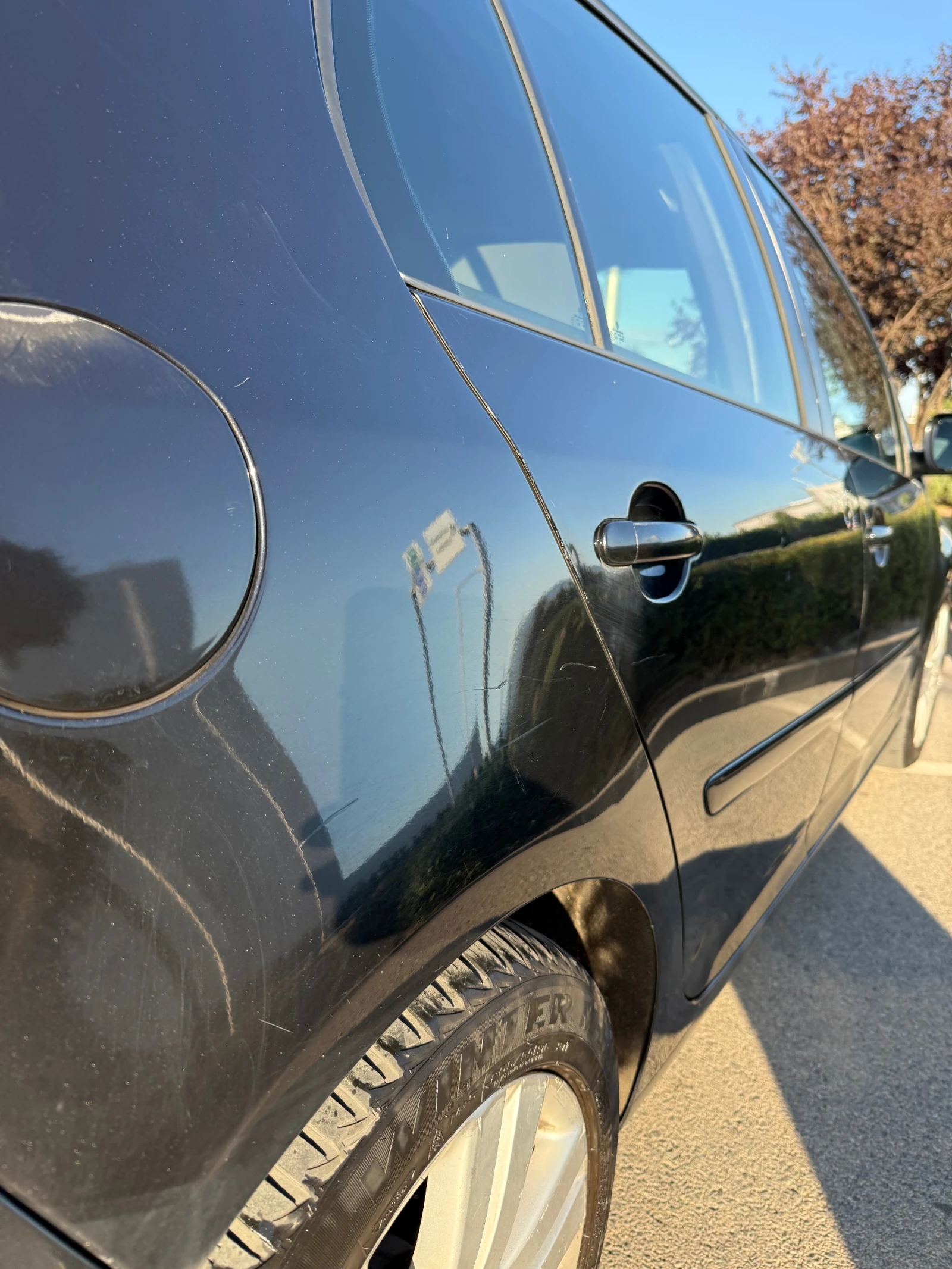 VW Golf 5 GTD DSG, снимка 14 - Автомобили и джипове - 55675866