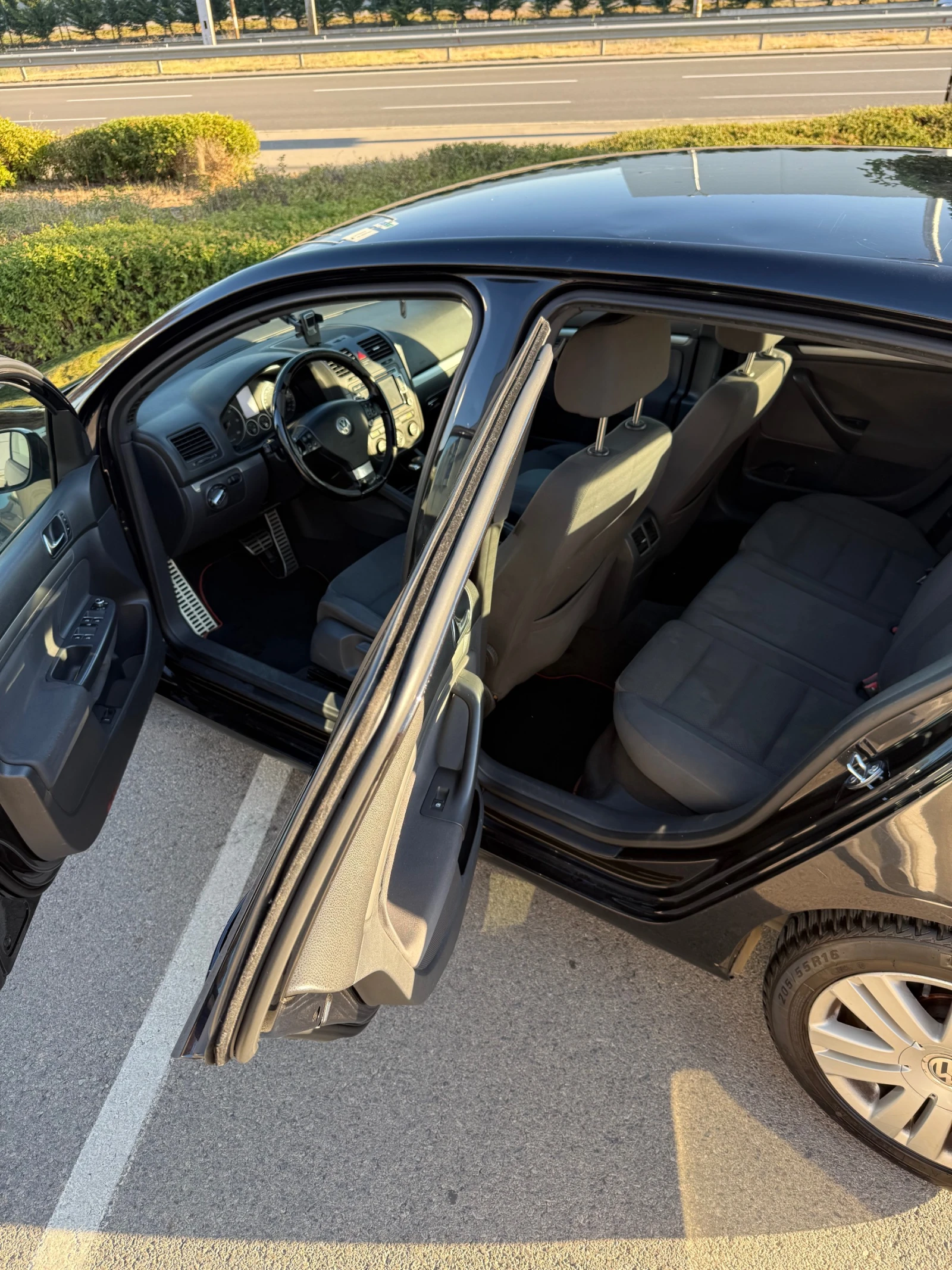 VW Golf 5 GTD DSG, снимка 10 - Автомобили и джипове - 55675866