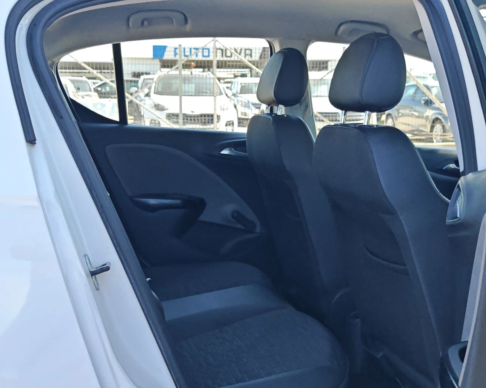 Opel Corsa 1.4 БЕНЗИН 90 К.С. ГАЗ УНИКАЛНО СЪСТОЯНИЕ!!!, снимка 12 - Автомобили и джипове - 55707866